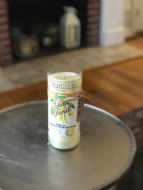 Stoli Vanilla Vodka Candle - Warm Vanilla Spice Scent - DECONSTRUCTED CANDLES - organic soy wax